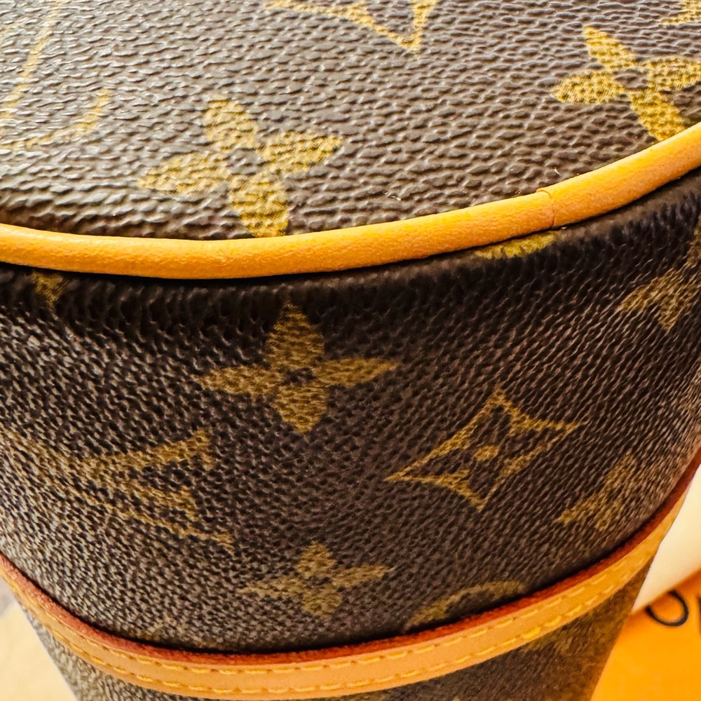 Louis Vuitton Brown and Tan Monogram Shoulder Bag - Picture 9 of 15